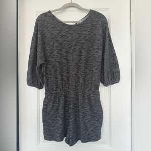 Women’s Small UpWest Charcoal Grey Romper w Pockets and Tie In Back